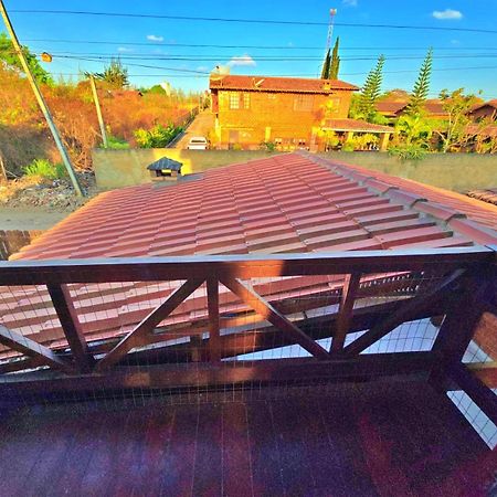 Chale Aconchegante Com Vista Para Piscina غرافاتا المظهر الخارجي الصورة